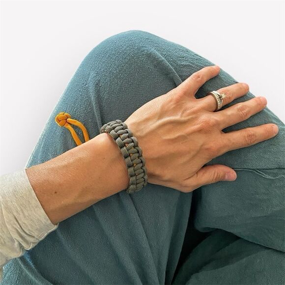 Paracord Bracelet NEW Gray Yellow Adjustable Unisex Handmade USA - Picture 1 of 8